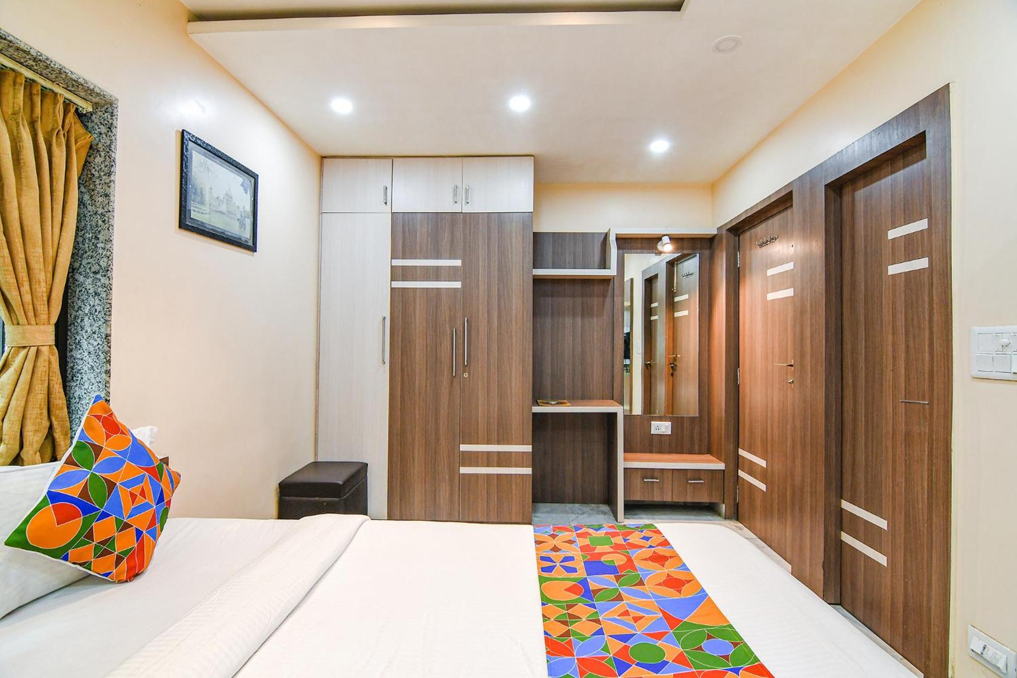 Fabexpress Scholer Motel Колката Екстериор снимка