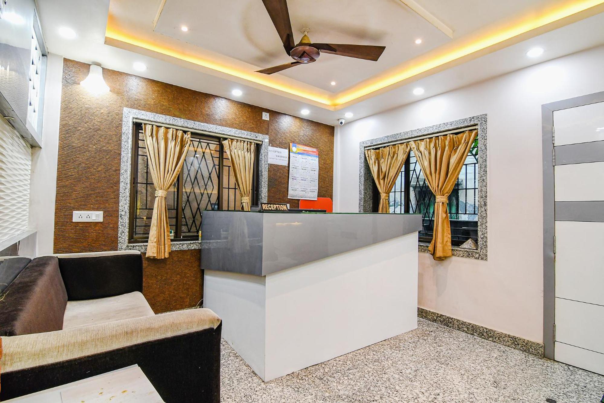Fabexpress Scholer Motel Колката Екстериор снимка