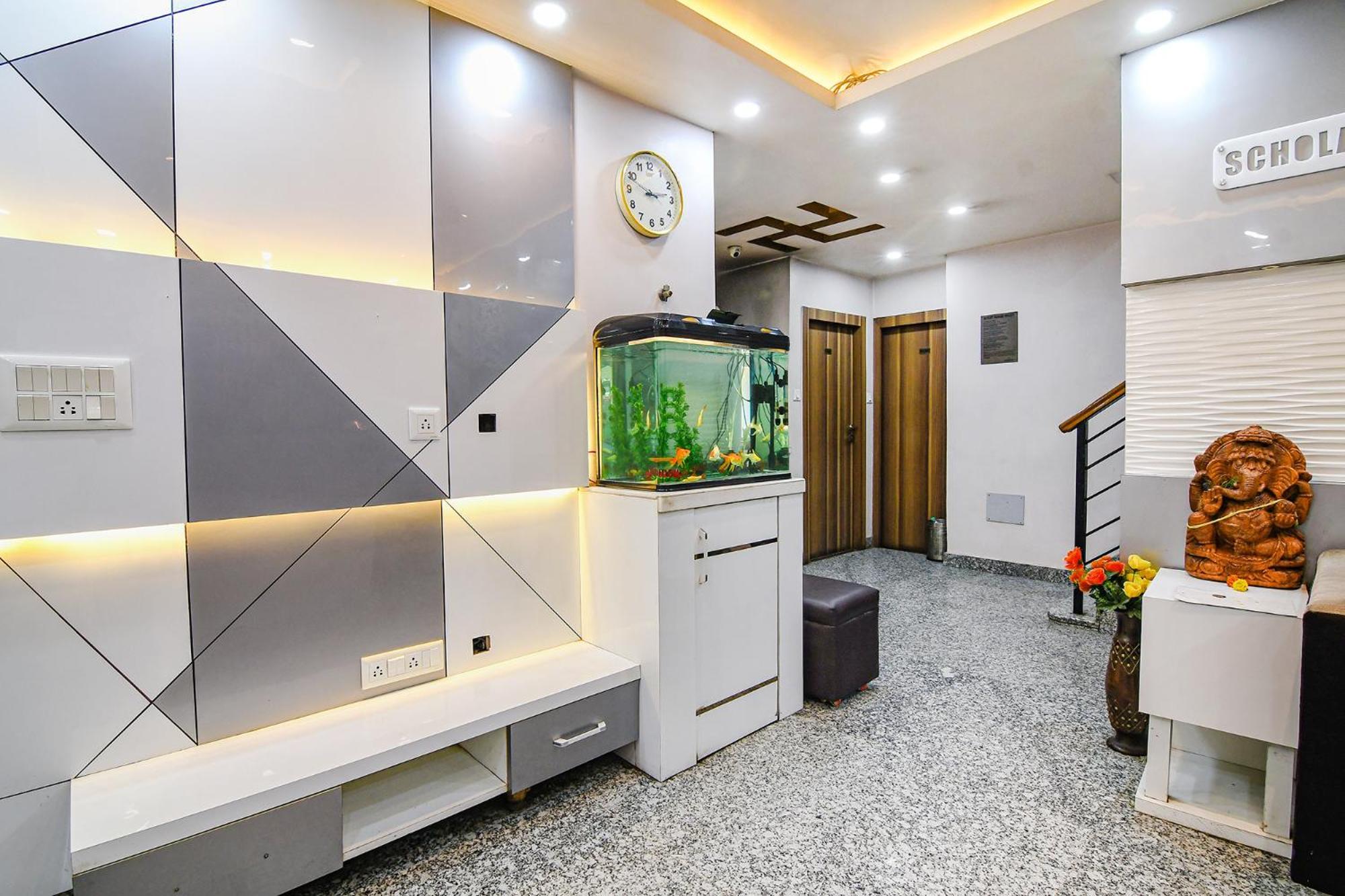Fabexpress Scholer Motel Колката Екстериор снимка